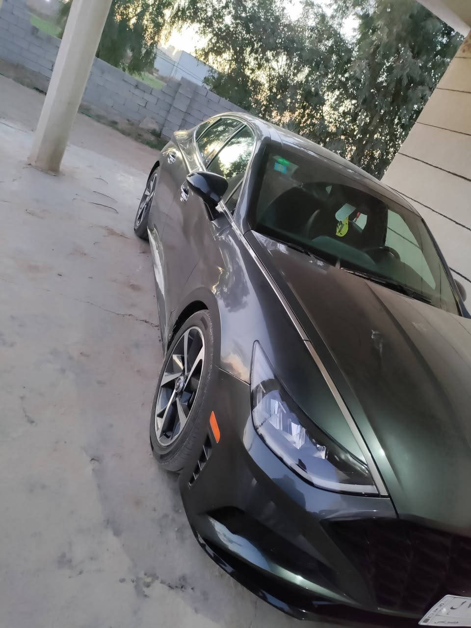 العنوان: بغداد
سوناتا 2023 - بحالة الوكالة - تيربو 1.6 🚀
الموديل: 2023 (وارد أمريكي).

المحرك: 1.6 Turbo (قوة واقتصاد في استهلاك الوقود).

المسافة المقطوعة: 29 ألف ميل فقط (شبه جديدة).

الحالة: السيارة قمة في النظافة، جاهزة للاستخدام ولا تحتاج لأي مصاريف.

الرقم: رقم معوقين ( تستلم وكال خاصه بسياره).

السعر: [160] (قابل للتفاوض البسيط للجادين).

للتواصل: [‏‪0782 241 3390‬‏] ملاحظة مكلف بنشر اتصل ودلل
