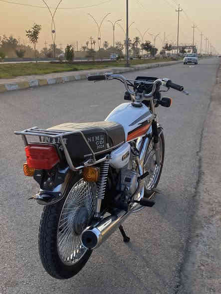 سلام عليكم تايكر مديل 20 أوراق اصولي مو سكنر دراجه خير من الله شلعه ومعدل نضيفه لاتبخير ولاتنقيص كهربائيات شغاله سعر 650 بيها مجال ***********
