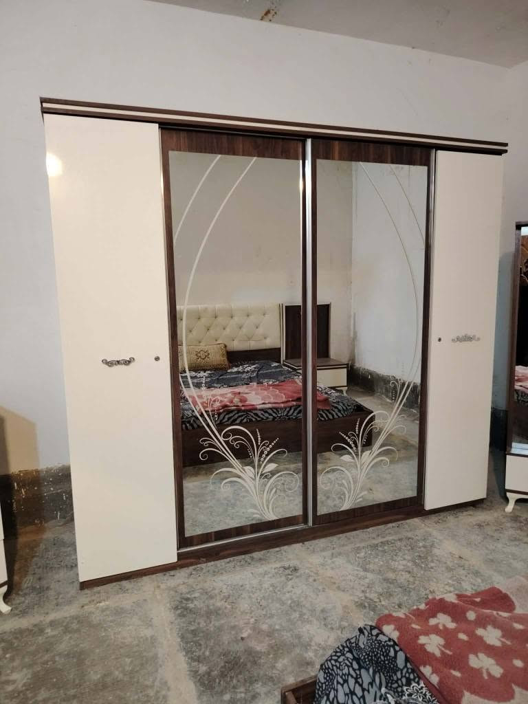 غرفه تركي ضخمه للبيع نضافتهه 100/مكانهه ديوانيه شارع الوكفه*********** ديوانية, القادسية
