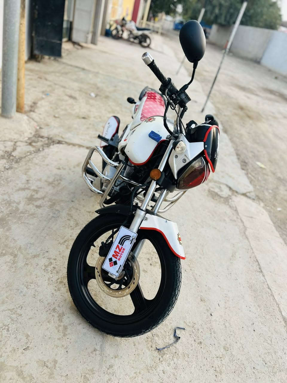 السلام عليكم دراجه my مديل 2020 محرك 200 دراجه نضيفه السعر  مليون  الاستفسار هاتف ***********
