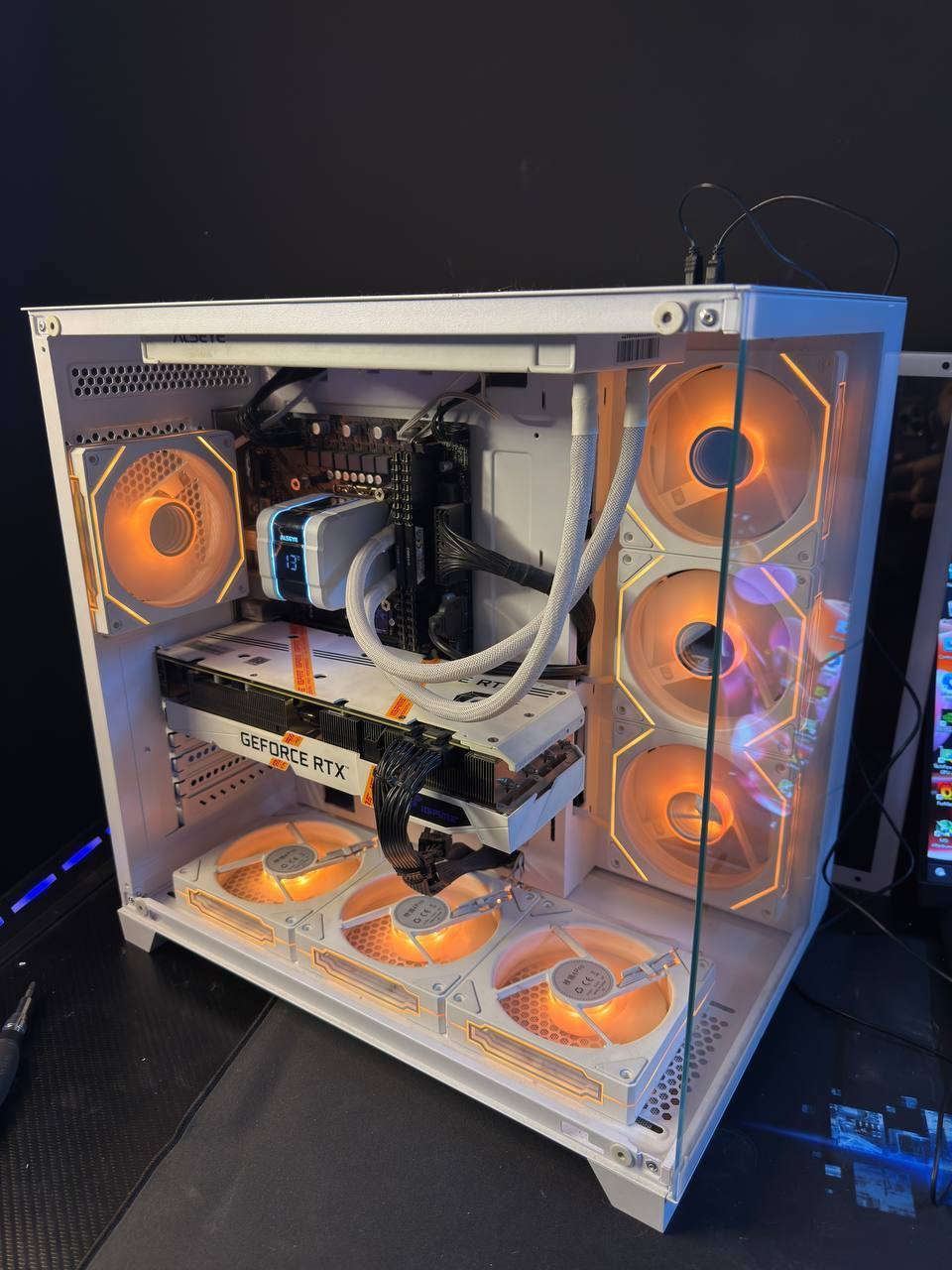 السلام عليكم
تجميعة مستعمله 

I5 12400f
3070ti igame 3fan
H610m asrock
16gb ram corsair vengeance 
M.2 512gb 
Psu fsp hydro pro
Cooler sama digital 240ml
Case 7fan rgb

السعر 900 الف
 
مكان بغداد الكراده خارج مقابل الجامعة التكنولوجية 
رقم ***********
