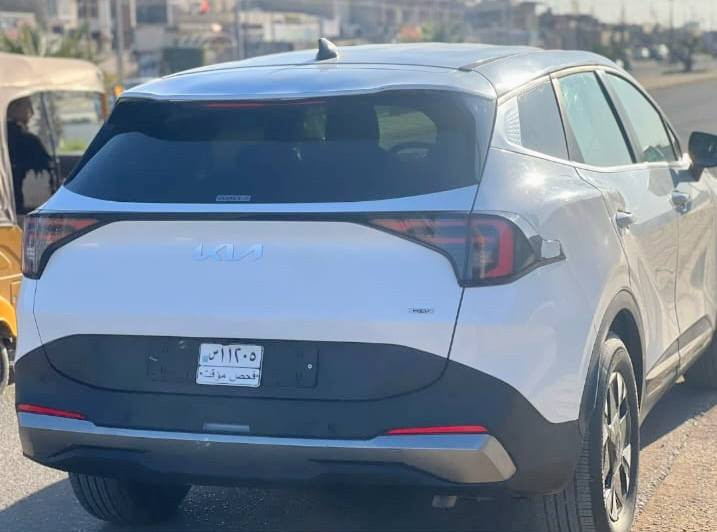 سلام عليكم 
كيا سبورتج 
موديل 2026
بدون لواحات
دخول جديد 
هايبرد 
فول مواصفات ماعده بلراما
كير موس
نقطه عميا
الممشه 11الف
رادار امامي خلفي 
السعر 190وبيه مجال للطيبين 
***********
