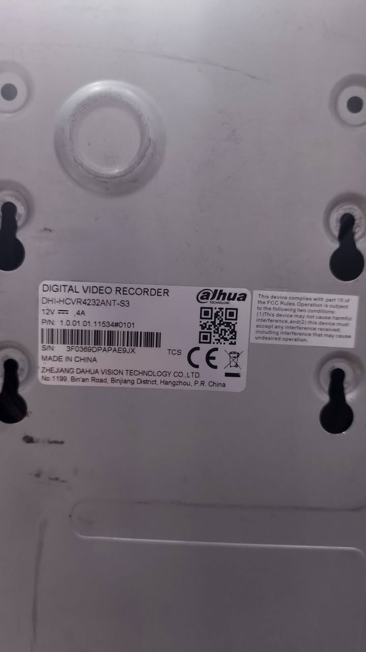 السلام عليكم من رخصة الإدارة
DVR 32CH 2MP دهوا شغال بس مقفول برمز 
للبيع سعرة 50 الف قفل 
مكاني بغداد الباب الشرقي 
***********
