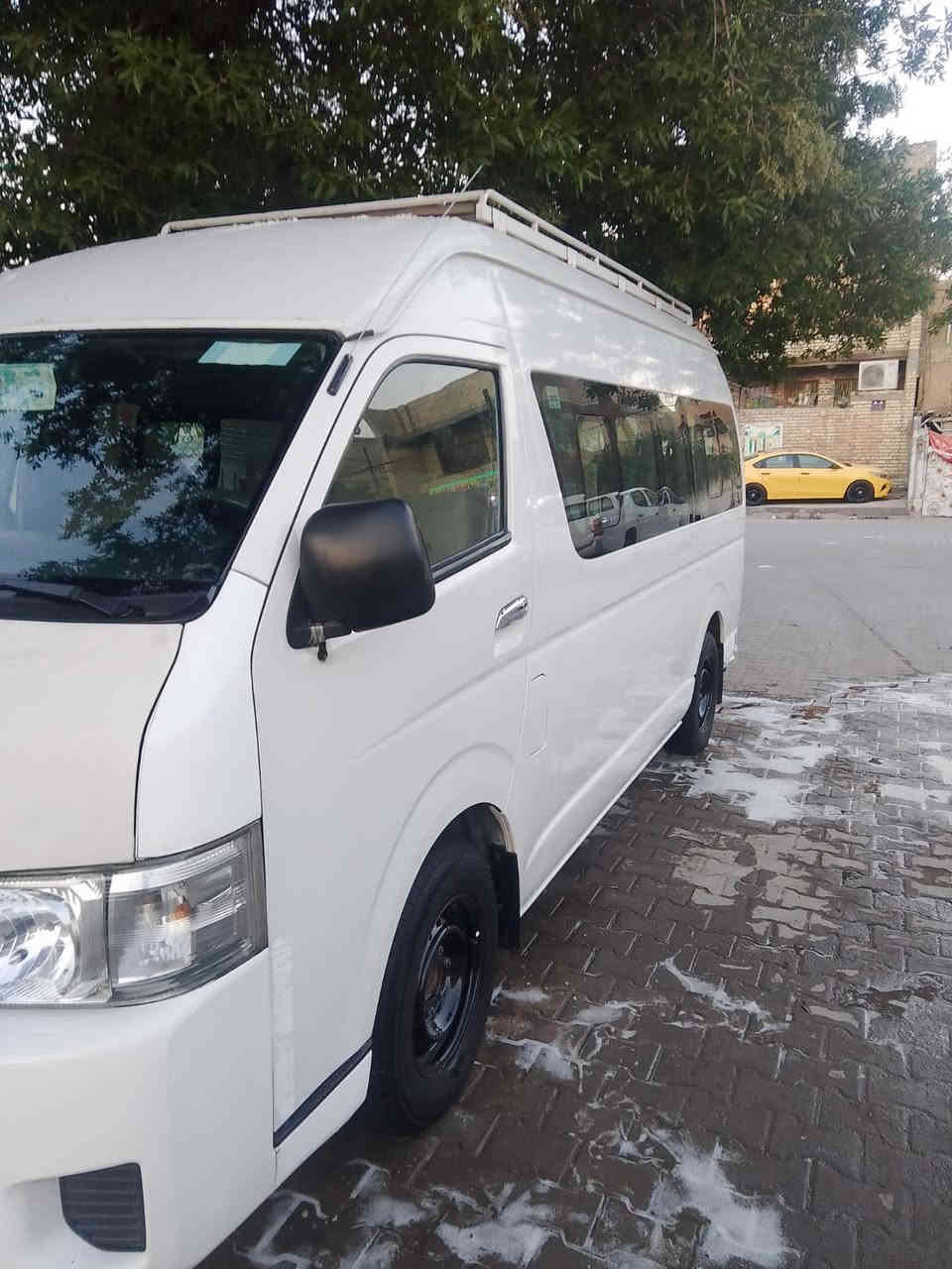 لسلام عليكم هايسه 2015 بيها صبغ وره باب سلايت سيبايه دوشمه تخم تاير او حداديه جديده مكينه مكفوله 
مكلف بل نشر 
للاستفسار ‭0771 792 8237‬
العنوان مدينه الصدر
