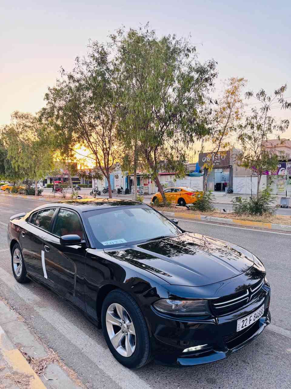 سلام عليكم جارجر موديل 2023 للبيع سعر157
رقم اربيل بسمي كله جديد مواصفات 6 سلندر SXT كير محرك ممفتوح صدر حداديه تخم تاير جديد سياره مصبوغه عام بدون شاصي بدون لغد ارباك طاك مواصفات نص يعني مو سلايت..  كفر مال جاملغ خلفي مبدل بيع فقط مكان كركوك سعر 157 وماعتقد اب كل عراق اكو بهيج سعر وبلعافيك على ياخذها ماجاوب خاص رقم الشاصي 2c3cdxbg0ph522464   (واتساب. ***********)… (اتصال. ***********) كركوك, العراق
