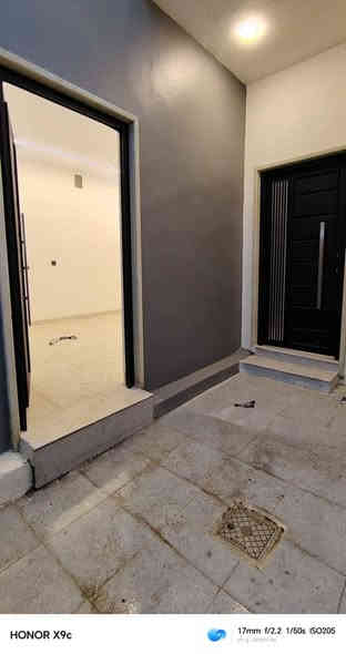 #عروض_عزيز_للعقار
دار للبيع

حي التعليم العالي

جمعيه النور بعد الدوره

المساحة 110 م واجهة 7م 

ط1)) غرفة نوم واستقبال وصاله ومطبخ وصحيات

ط2)) 3 غرف نوم وصاله وصحيات

خدمات كامله // ماء //كهرباء //تبليط

وصل جمعيه النور

بناء حديث وتسليم فوري

للاستفسار أكثر اتصل على الأرقام او 

 مراجعة مكتب الدار الكائن في بناء الجاهز مقابل الكمرك 

***********

***********

***********
