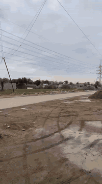 ارض زراعية مساحة ٨٠٠ متر قريبة شارع العام واجهة ٢٦ نزال ٣١ خدمات وتبليط كاملة اوراقه رسمية بالمنشور تتكاتب ويا صاحب الارض السعر ١٢٥ مليون معروضة مكتب الزيدي للعقار رقم الهاتف ***********
