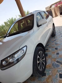 سنتافيا ٢٠٠٩ • ٦ سلندر ٢٧٠٠ • بنيد تبديل