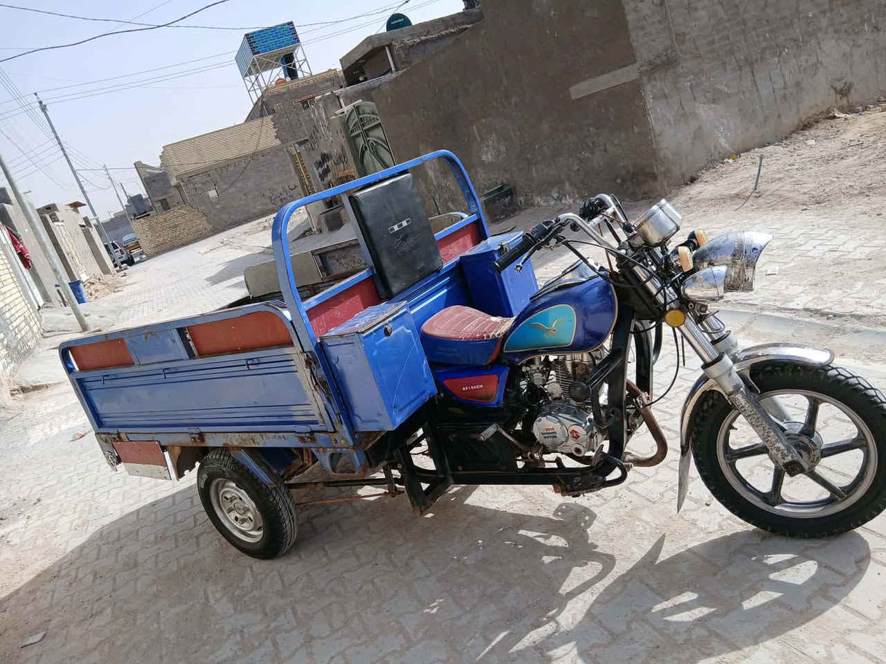 سلام عليكم صقر موديل ٢٠١٩ ستوته خير من الله مكينه اكسن ركبه و شاصي مكفولات والكشر نضيف احلا من الصور أوراق كامله شرط الترقيم رايده بواحد و ربع مليون و ٢٥٠ و بيها مجال. مكاني بغداد مدينه الصدر هـ ***********
