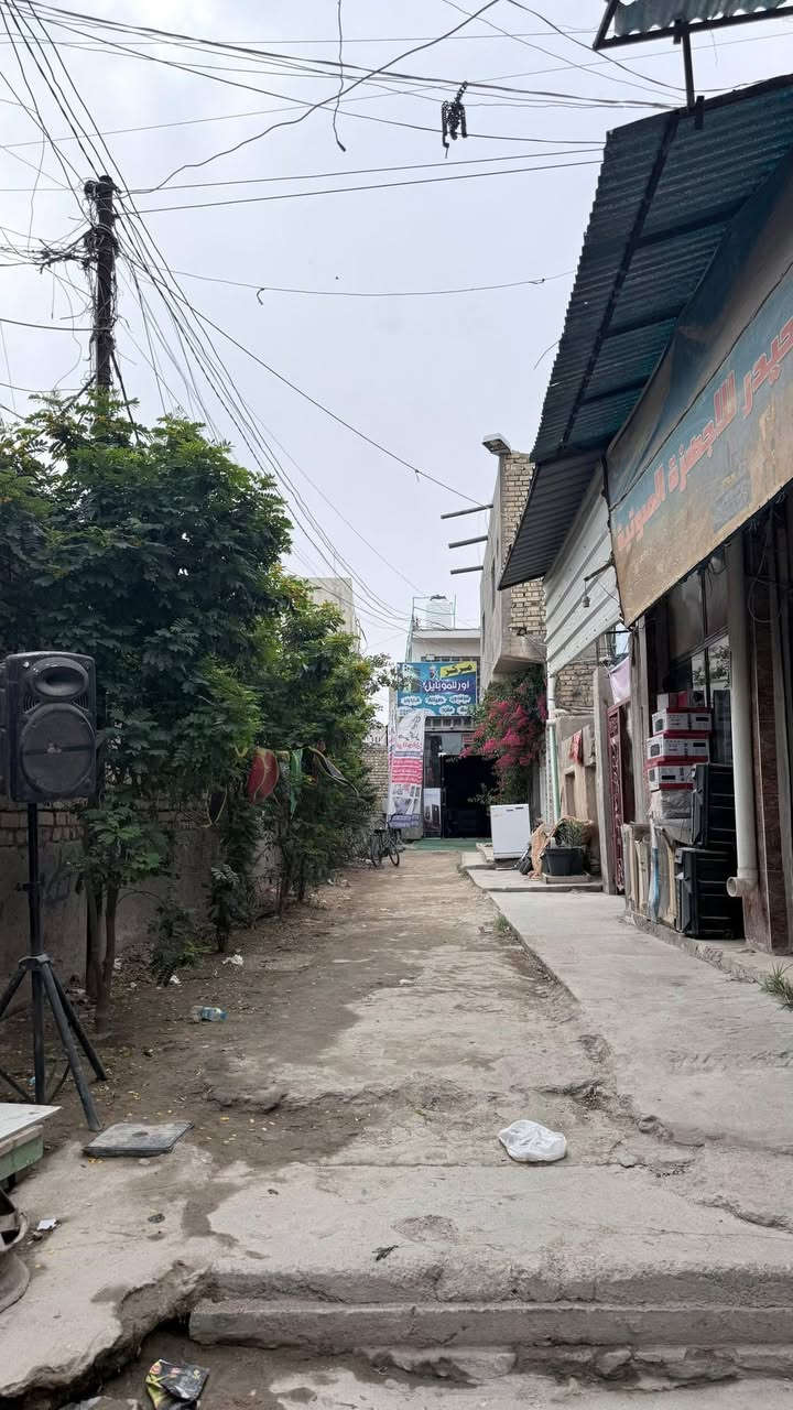 بيت للبيع طابو صرف 

داخل السوك
خلف البريد
داخل دربونه العصفورين

مساحه ١٠٥م

طابق واحد بناء قديم
غرفه عدد ٢ صاله استقبال
مطبخ صحيات

الروفان للعقار 
***********
