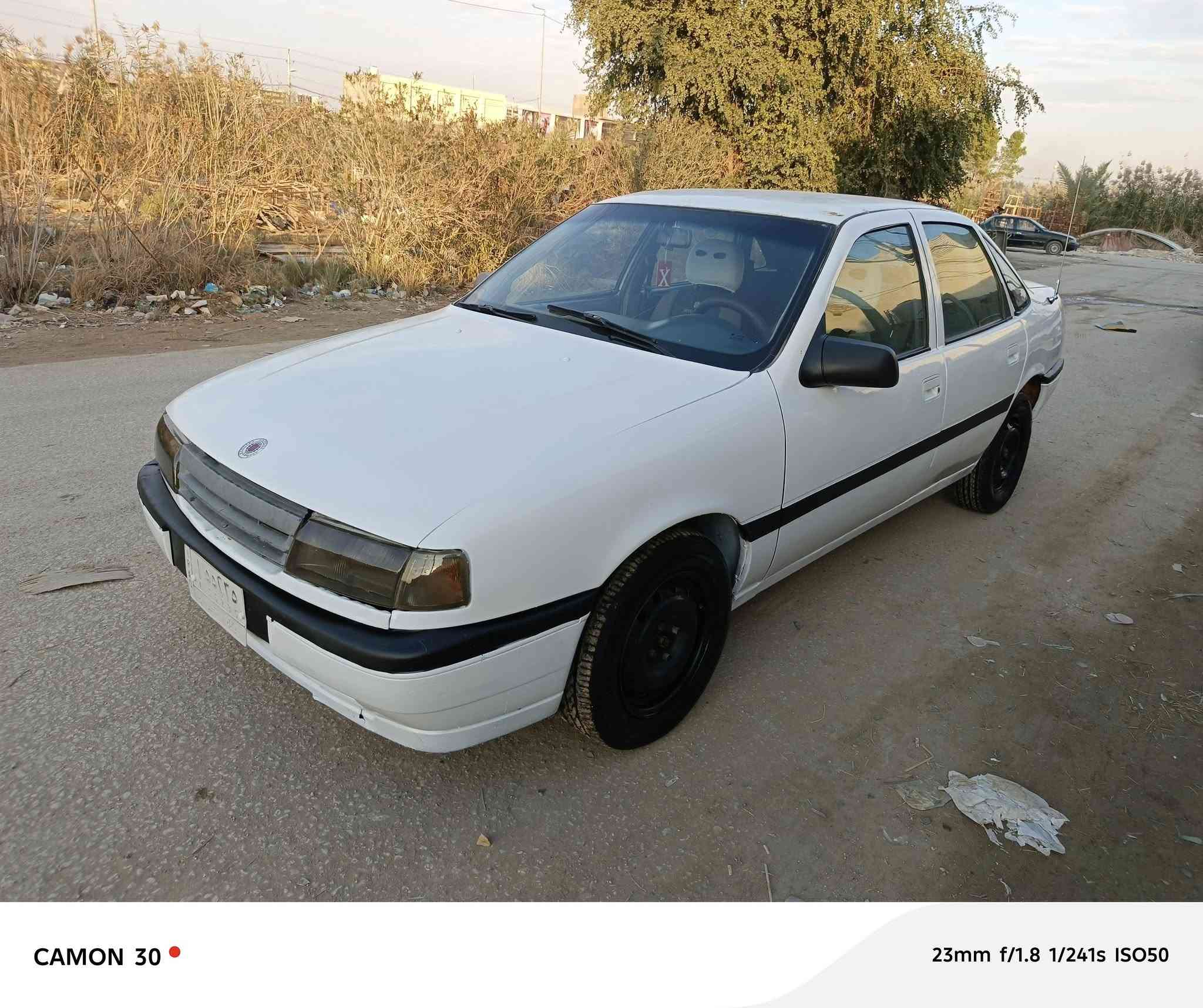 سلام وعليكم للبيع اوبل فكتره موديل ٩٢ سياره مصبوغه حزام بدون ضربه محرك ١٦٠٠كير عادي خير من الله صدر امامي خلفي جديد دواخل نضيفه جداً رقم بابل سنويه ٢٠٣٠تحويل ثاني يوم سعر ٣١مكاني بابل جبله 
***********
