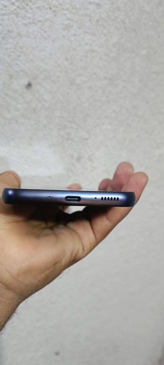 السلام عليكم سامسونك A54 5g جهاز مكفول شخط مابي نظافه 100/100 ذاكره 128مستخدم شي قليل السعر 250 ويرهم مراوس للاستفسار خاص أو وتساب ***********
