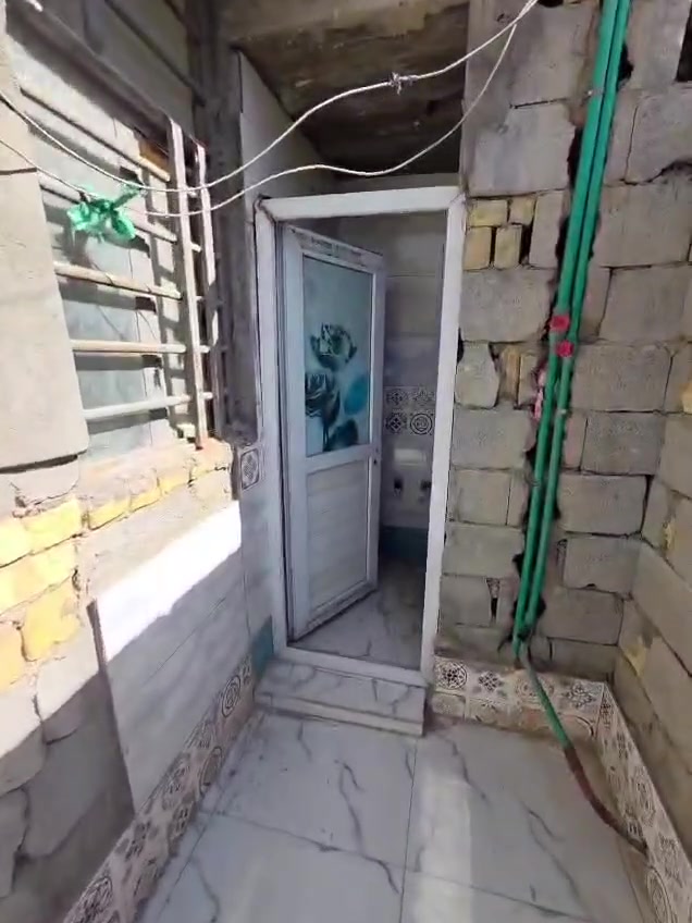 السلام عليكم
بيت  للبيع مكان سديناويه قرب مجمع كتوبر مقابيل  مرطبات الملاك زراعي مساحه90سعر37مجال بسيط  قريب للشارع بناء بلوك صب كون كريت
شراي تفضل خاص ***********
