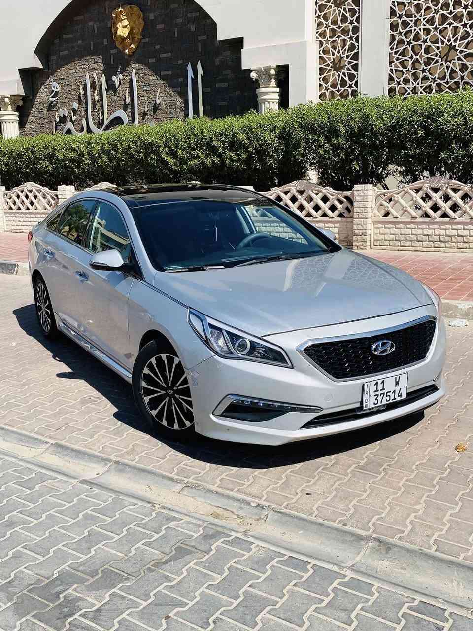 السلام عليكم
سوناتا رقم بغداد بسمي 

(لمتد ) Limited فول مواصفات VIP

موديل2015

المواصفات 

بانوراما 

بصمه  

كشنات جلد 

كشنات كهرباء 

كشنات تدفئه + تبريد

نظام سبورت 

نظام ايكو 

صاجات 

شاشة 

كامره 

رادارات جانبية

قطعتين تبريد 

بردات خلفية بلادي 

حساسات 

ويل كب كروم 

لايت زنون عالي + ناصي 

لد امامي 

بك لايت لد 

دبل كزوز 

مكينة 4 سلندر 

 GDI 2400 

مري قلاب

سستم صوت سماعات انفنتي 

تحكم ستيرن جهتين 

ستيرن هيتر 

ترحيب جنطة عند الاقتراب 

اشاير بالمري 

نيكلات 

ذاكره خزن ميموري 

سبايدر خلفي 

مري عاكسة لضوء 

الحادث : تعال خاص ادزلك السونار ماتله

السعر :١٢٥ ميعجبك السعر لتعلق السوك كلشي بي 

مكان السيارة نجف 

مكينه وكير وحداديه وتبريد كله جديد تعال وشوف 

للاستفسار *********** متوفر واتساب
