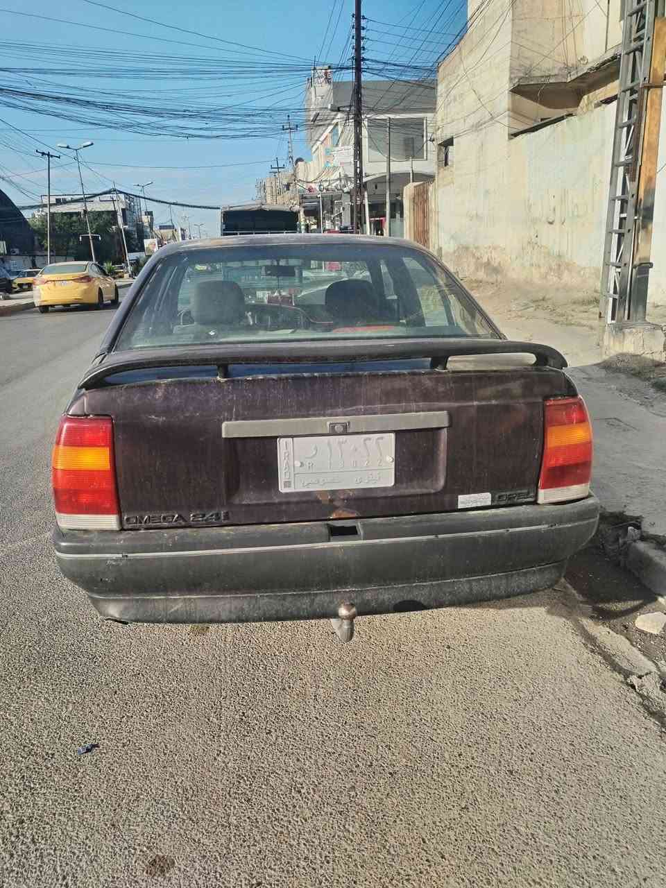 السلام عليكم
 اوبل اوميكا حجم 24
 موديل 1989
السياره باسمي سنويه عضم 2024
 كهربائيات كلها شغاله
  قفل مركزي
طخم تاير  جديد
 بيها طخه بل الجاملغ الخلفي  بل صوره موجود
 السعر 28 وبيها مجال قليل
 الاتصال بالرقم  ***********
