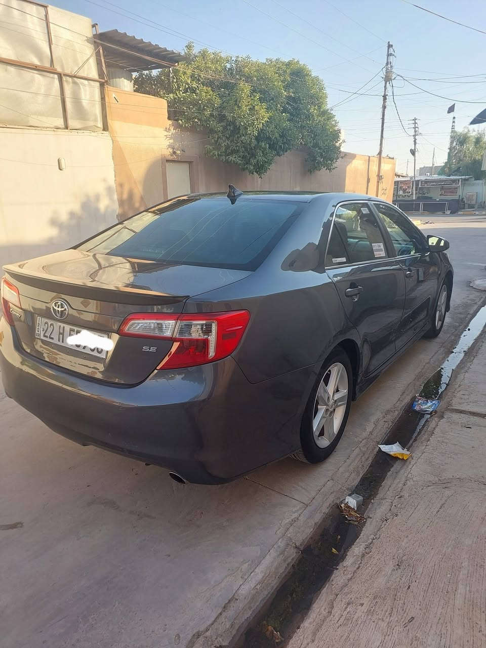 للبيع كامري موديل ١٢ امريكي بدون صبغ او ضرر موصفات se بيه كوبون بنزين رقم وسنويه جديد سعر ١٢٥ بيه مجال مكان سياره كركوك ***********
