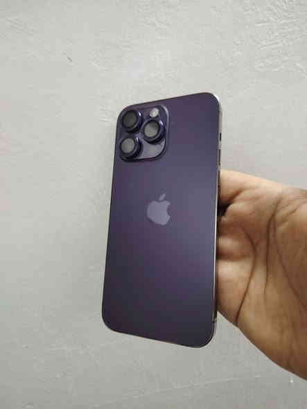 بغداد 
سلام وعليكم مكلف بل نشر الجهاز مال صاحبي 14 برو ماكس للبيع ذاكره 256 الجهاز نضيف حيل فقط مبدل شاشه نوعيه اصليه حيل الجهاز نضيف بس اعتاز فلوس الولد السعر 680 وبي مجال المكان بغداد البياع رقم الهاتف ***********
