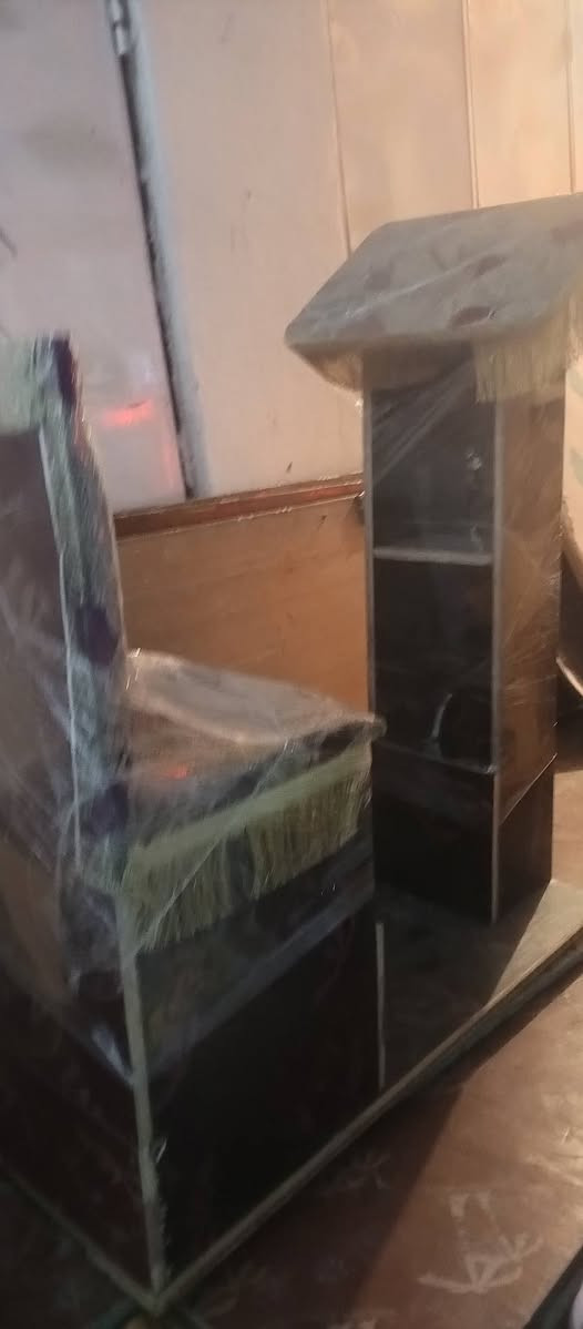 غراض للبيع


**إذا كنت صاحب هذا الإعلان وتريد حذفه لأي سبب، رجاءا أرسل رسالة إلى الدعم الفني**