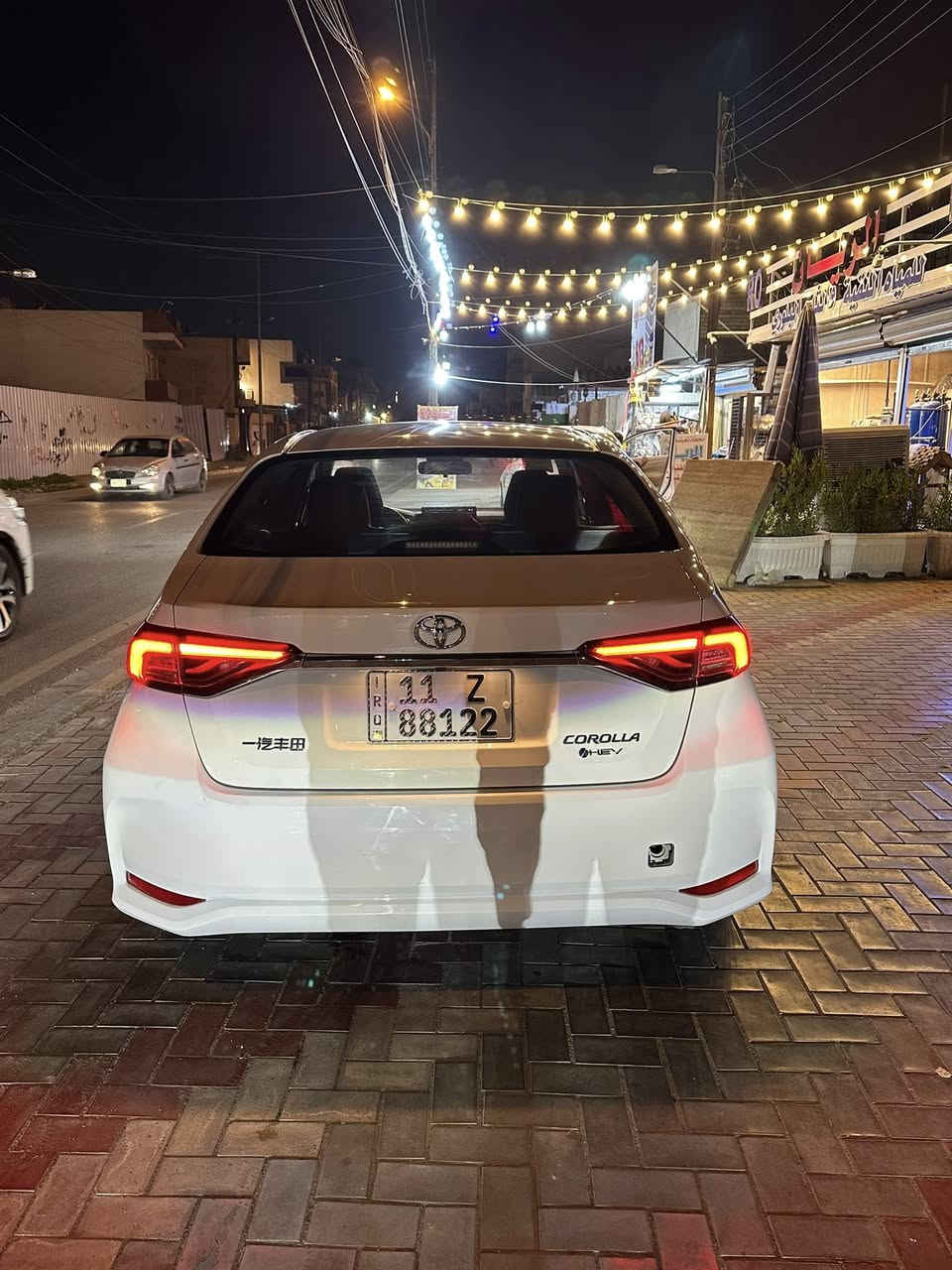 السلام عليكم
كورلا 2024 

الشكل الخليجي

هايبرد محرك 1800 

فول موصفات عدا الكرسي مو كهرباء

بصمه ودخول ذكي 
فتحه سقف
جلد اصلي 
ستيرن جلد
تبريد قطعتين
لايت لد زنون وبك لايت لد
هندبريك كهرباء
اوتو هولد
تحديد مسار ومانع تصادم 

السياره ماشيه 17 الف مكفوله 

السياره رقمه حلو مميز

السياره كباته بعده ممشدوده الكاعيته ممفتوحات 

مكان السياره بغداد المنصور

السعر 15500$

***********
