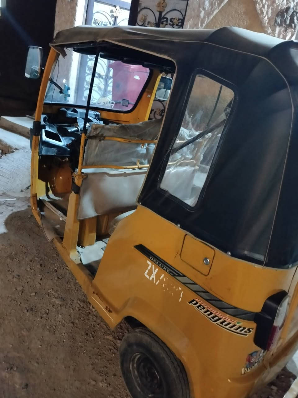 تكتك 2019 جاهزه مابيهه أي نقص بسمي تحويل مباشر سنوية وهزة جدد صدر ممتاز محرك جيد جدا اكسل جديد مؤسسة قبل شهر مابيهه ضربة بس ملاحظات بسيطة بالدوسة مصلحة  تخم تاير مسجل مع القاعدة جاهز،،،،،سعر 5 وبيهه مجال ***********
