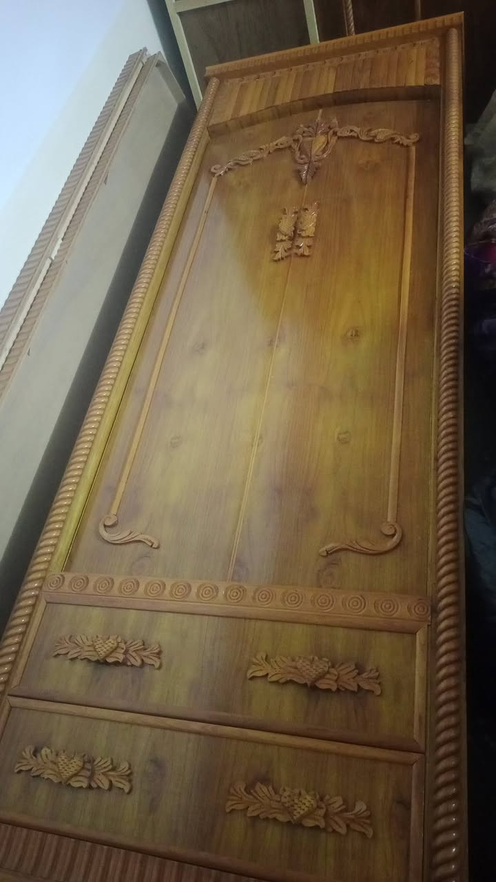 غرتة نوم للبيع الموصل ايسر الاستفسار وتساب***********
