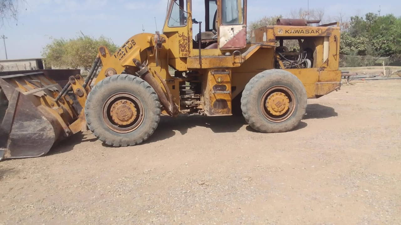 السلام عليكم ورحمه الله وبركاته
#شفل #كاوسكي#للبيع

موديل 85 #رقم بغداد السعر 220 ورقة وبيه مجال واي استفسار هذه الرقم الهاتف ***********  #واتحياتي للجميع
