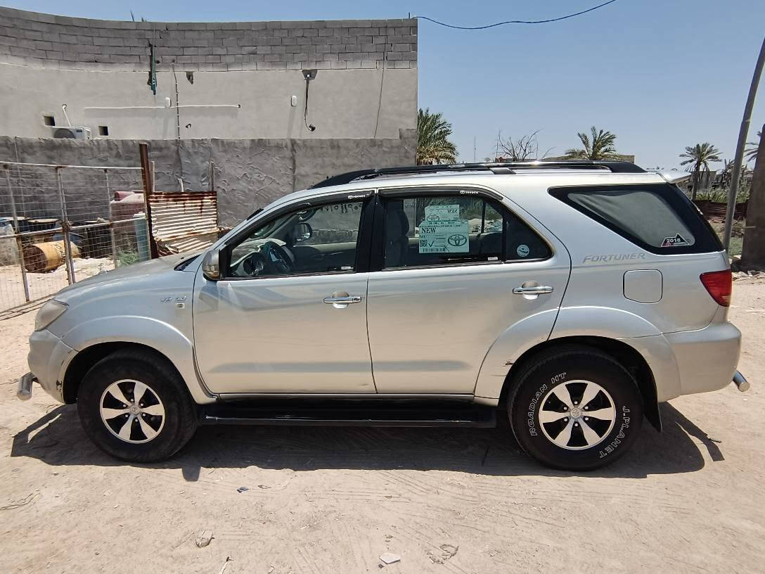 للبيع تويوتا فورجنر 2006 SR5
حجم المحرك V6 4000
مكينه وكير جدد فاصلين الوكير
رقم بصره أربع أرقام باسم أبوي 
احولك شوكت ماتريد 
حداديه حلوه تبريد قطعتين
بيها ضربه وبيها جراد القماره
البصره أبي الخصيب باب طويل 
السعر 110 وبيها مجال ابو الخصيب, البصرة


**إذا كنت صاحب هذا الإعلان وتريد حذفه لأي سبب، رجاءا أرسل رسالة إلى الدعم الفني**