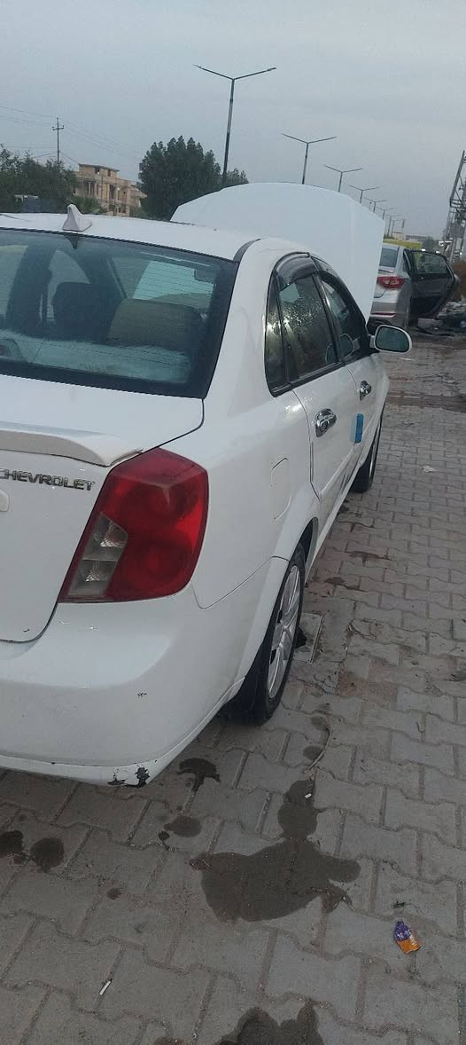 اوبترا٢٠١١
عيوبها
٠١محرك بي خيط بخار 
٠٢مبدل جاملق امامي الايسر فقط
باقي السياره مكفوله تبريد شغال 
تحويل ثاني يوم او تريد اسلمك راعيها 
تخم تاير سياره حلوه ونضيفه رقم انكليزي سنويه لل٢٧
والسياره داخله هزه
السعر ٧٥وبيها مجال بسيط حك الجيه 
التواصل ***********.بي واتس
