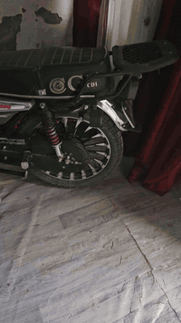 دراجه  اللبيع 2025 ضاغطه وزنجيل نضيفه سعر 800 بغداد نهروان
***********
