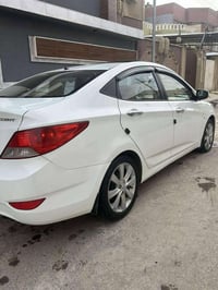 اكسنت ٢٠١٢ • فول مواصفات • مكينة شرط