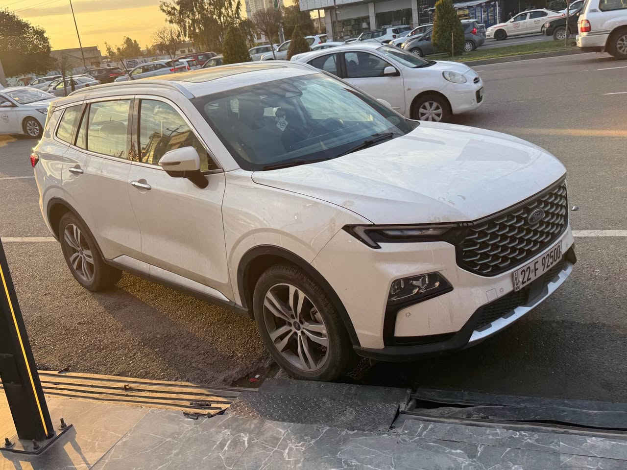 ford territory 2024 full muasafat limited 
Zaman sharika 5 sal 
Besbux be ledran 
20 000km roishwa أربيل, العراق


**إذا كنت صاحب هذا الإعلان وتريد حذفه لأي سبب، رجاءا أرسل رسالة إلى الدعم الفني**