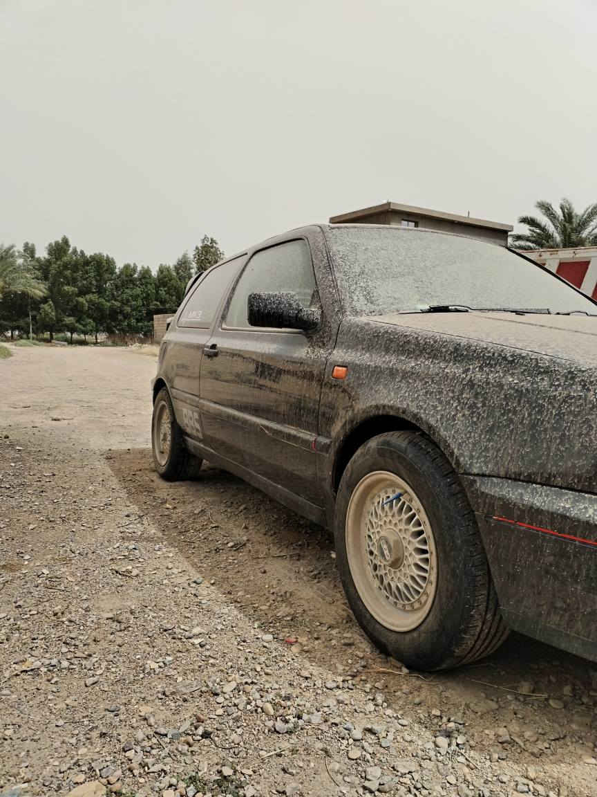 كولف تك باب للبيع موديل ١٩٩٣ محرك ١٨٠٠ گير عادي ٥ نمرة گير مكينة مكفولات السيارة مصبوغة عام بدون حادث درگة ستيرن حديث السيارة مفولة تخم تاير جديد تبريد شغال كركوك, العراق


**إذا كنت صاحب هذا الإعلان وتريد حذفه لأي سبب، رجاءا أرسل رسالة إلى الدعم الفني**