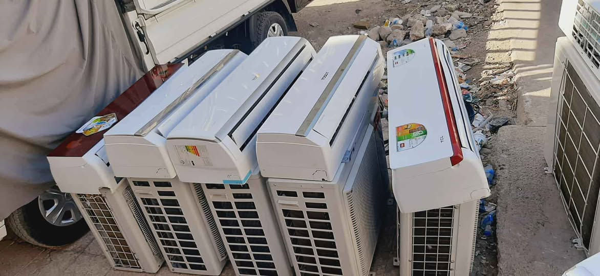 12-1-2026 / وصول سبالت مستخدمه 
🌀 تخفيضات حقيقيه باسعار السبالت المستخدمه . حصرا الماركات المميزه والمعروفه إلى نظافتها 90% فما فوق
🌀 وصلنا اليوم الاثنين 12-1-2026 وجبة سبالت مستخدمه استخدام قليل من اربيل بضمنها سبلت عامودي 2.5 طن نظافه 95%
🌀أدناه صور السبالت التي وصلتنا اليوم صباحا اضافه الى صور السبالت الثابته والي تتوفر لدينا بصوره دائميه وعلى طول السنه 
🌀ضمان السبالت كالاتي:
اولا : جميع السبالت بلاديه وضع شركه دون اي تصليح سابق او تبديل
 ثانيا : تكون نظافه السبلت 90% فما فوق ومن الماركات المعروفه حصرا بالسوق الدرجه اولى فقط
ثالثا : تشغيل السبلت فعليا حار وبارد لمدة 15 يوم من تاريخ الشد 
🌀ملاحظه : معظم السبالت ماطور T3صحراوي مخصص للاجواء الحاره 
🌀 ننصح بشده بشراء السبالت بالوقت الحالي او باي فصل آخر عدا فصل الصيف لانخفاض اسعارها وتوفر الماركات الممتازه ونظافتها الكبيره اضافه لتوفر الكادر الجيد لتركيبها وفحصها وبأسعار معقوله
🌀 يتوفر لدينا وجبه جديده من الصوبات اليابانيه حصرا  مستخدمه /  باله شرط نظافه 95% فما فوق حجم الوسط / نظام بكره فر - ونظام سلايد/والصالون الكبيره البكره
🔄 ضمان جميع الصوبات لمدة 20 يوم من كل النواحي ( ريحه ـ دخان ـ لهبه )
🌀 يوجد خدمة توصيل وبسعر مناسب شرط أن تستلم الماده بصوره مطابقه  100% لما تم تفصيله وتوضيحه لك بالموبايل
🌀 يتوفر لدى كوادرنا الإمكانية لمعالجة السبالت التي يتم ربطها بالبيوت القريبه على مناطق الكبريت ومناطق الخوصرات
✍️ الاتصال بالموبايل من ال 11 صباحا لغاية العاشره ليلا على الارقام ادناه
***********  أتصال عادي وواتسب/ أبو يزن
*********** اتصال عادي وواتسب - مسؤول الصيانه 
                         
*********** فقط اتصال عادي
🌀العنوان : محلات يزن للاجهزه الكهربائيه - موصل - الجانب الأيمن - حي الرفاعي - بعد حي النجار مباشرة - سايدين القسم - عمارة طالب المعماري - ركن
✍️ دوام المحل من ال 11 صباحا لغاية  ال 2 ظهرا
استراحة الغداء ساعه من 2 إلى 3 عصرا
 ومن ثم نفتح من ال 3 عصرا ولغاية ال8 مساءا موصل, نينوى
