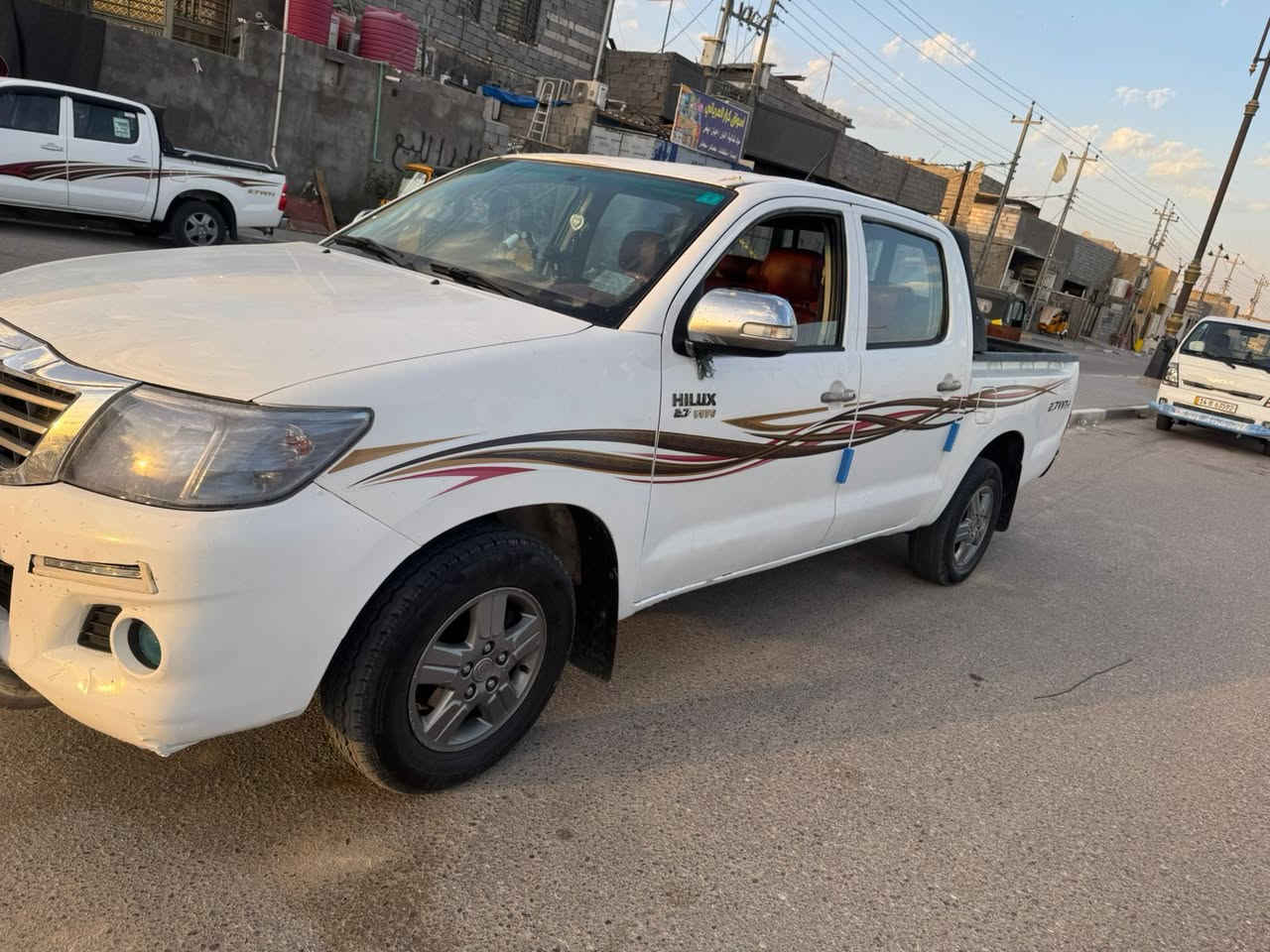 السلام عليكم هايلوكس 15 شاص 19 الوان بصره تحويل ثاني يوم كفاله عامه كفاله رقم الهاتف اتصال فقط ***********
