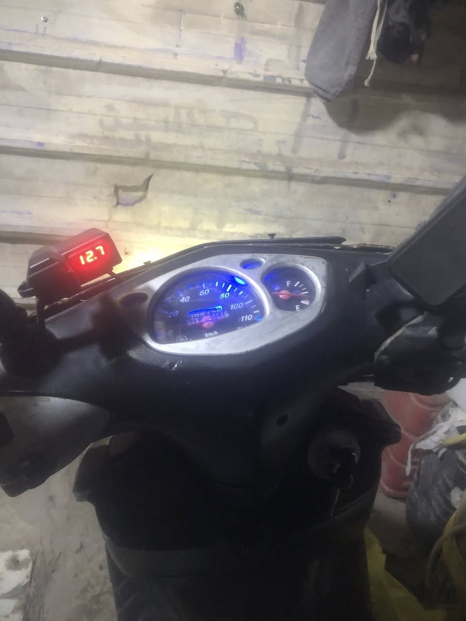 السلام عليكم دراجه سكنز نثيه ياباني للبيع الدراجه كامله حساس ستان نكره سلف بكل وقت واوراقها كامله للبيع السعر 475وبيها مجال للطيبين مكان بغداد


**إذا كنت صاحب هذا الإعلان وتريد حذفه لأي سبب، رجاءا أرسل رسالة إلى الدعم الفني**