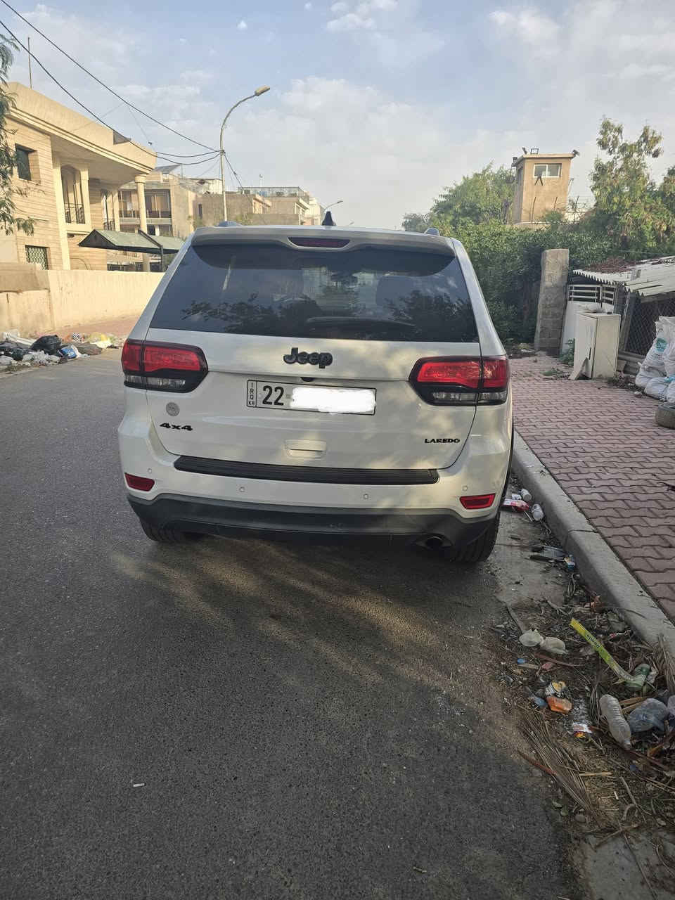 جيب لاريدو ٢٠ بدون ارباك فقط بارد شبر   مكاني بغداد    ***********
