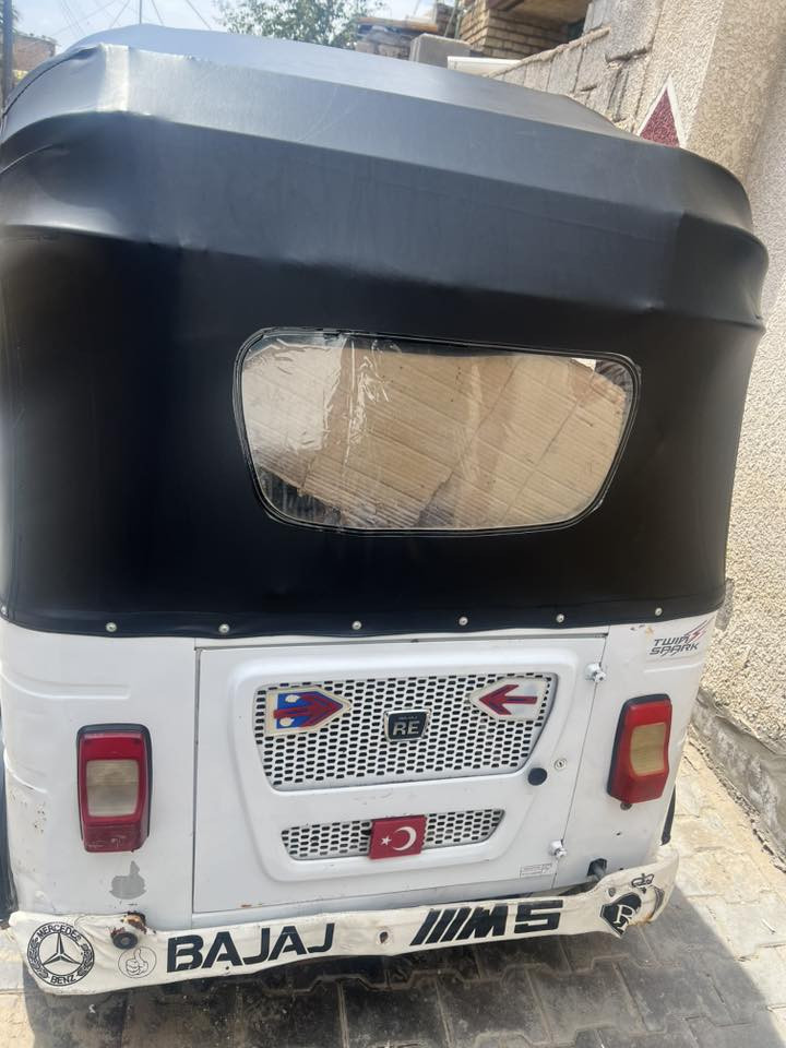 السلام عليكم تكتك مديل2021اوراق للبيع بيه تبخير قليل وخياسات بلدوس مكفوله من الضربة
السعر5500للتفاصيل اتصل على الرقم ***********
