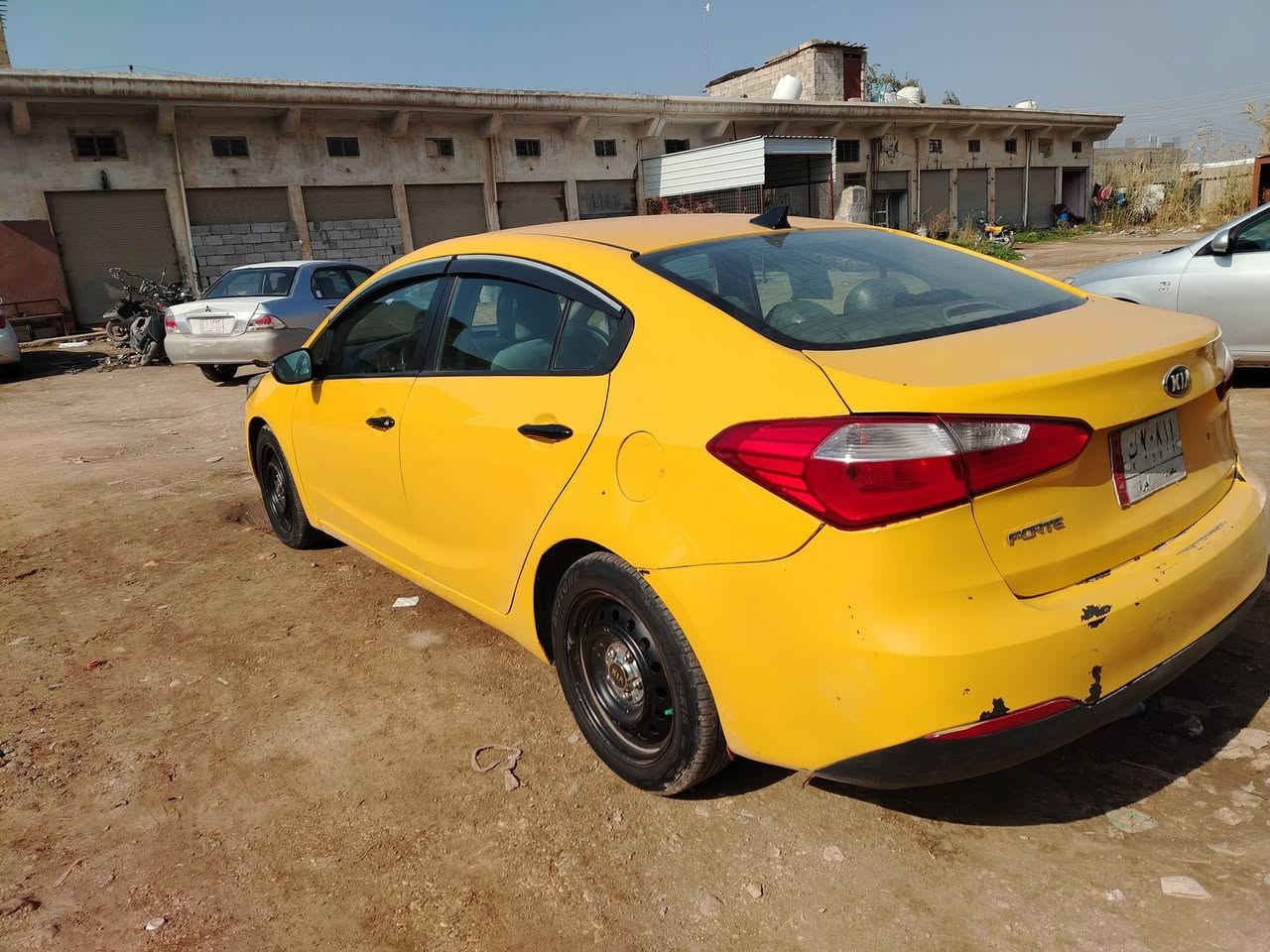 للبيع فورتي جاهزه مجهزه كامله تحويل ثاني يوم كير مكينه كفاله اصوليات وراي وبلاش مال مستعجل وعلي خابر ***********
