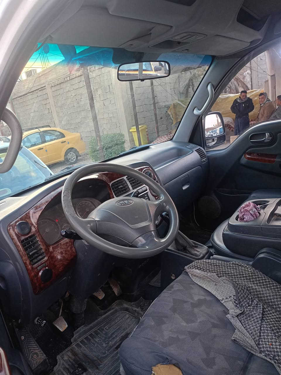 كيا موديل 10للبيع /***********/العنوان كربلاء الحسينيه السعر 75 وبيها مجال
