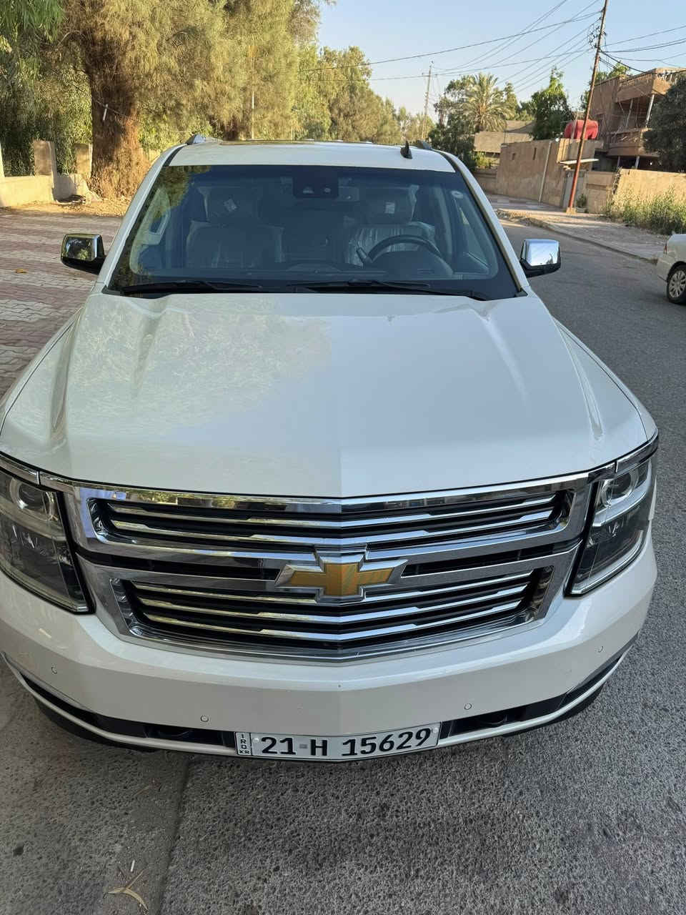 السلام عليكم تاهو خليجي وكالة المنصور فول مواصفات LTZ
معروفه مواصفاتها
كشنات جلد 
كشنات كهرباء + خزن ميموري
كشنات حار بارد 
جميع الكشنات كهرباء 
رادارات 360 درجه
حساسات امامي خلفي 
منافذ يو اس بي 
كامرة دوارة 
قاصه 
ثلاجه 
ماشية 150 الف 
فتحه 
شاشة سقف
لد نهاري 
صندوق كهرباء 
السعر 330 وبيها مجال 
السونار بالمنشور 
تخم تاير تخم دسكات حدادية جديده
السيارة كفاله عامه ماعده مكانين بارد صغار بدون شخوط بدون رصعات 
رقم سليمانية بسمي تحويل ثاني يوم 
***********
