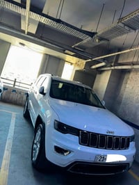 جراند شيروكي ليميتد • ٢٠١٧ • ١١٥٠٠٠ كم