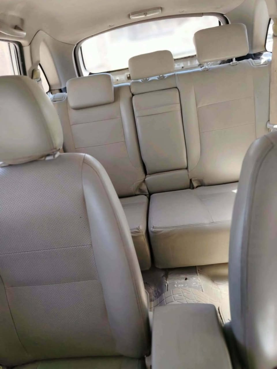 ليفان ١٣ رقم ذي قار محرك ١٨٠٠ 
گير عادي مالكها بالسماوة  السعر ٤٨ مكانها السماوة 
للتواصل الاتصال على الرقم 
***********
