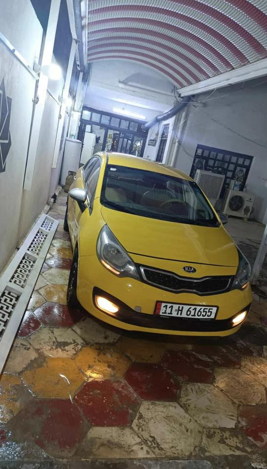 السلام عليكم
كيا ريو للبيع موديل ٢٠١٦
رقم بغداد نكليزي 
المواصفات :
محرك ١٦٠٠
كير ٦ نمر رياضي
تحكم ستيرن
شاشة
كاميرا
•••
ECO
ABS
السيارة نظيفة جداً استخدام شخصي
مكاني الديوانيه السعر 75 وبيها مجال قليل
***********اتصال برقم

