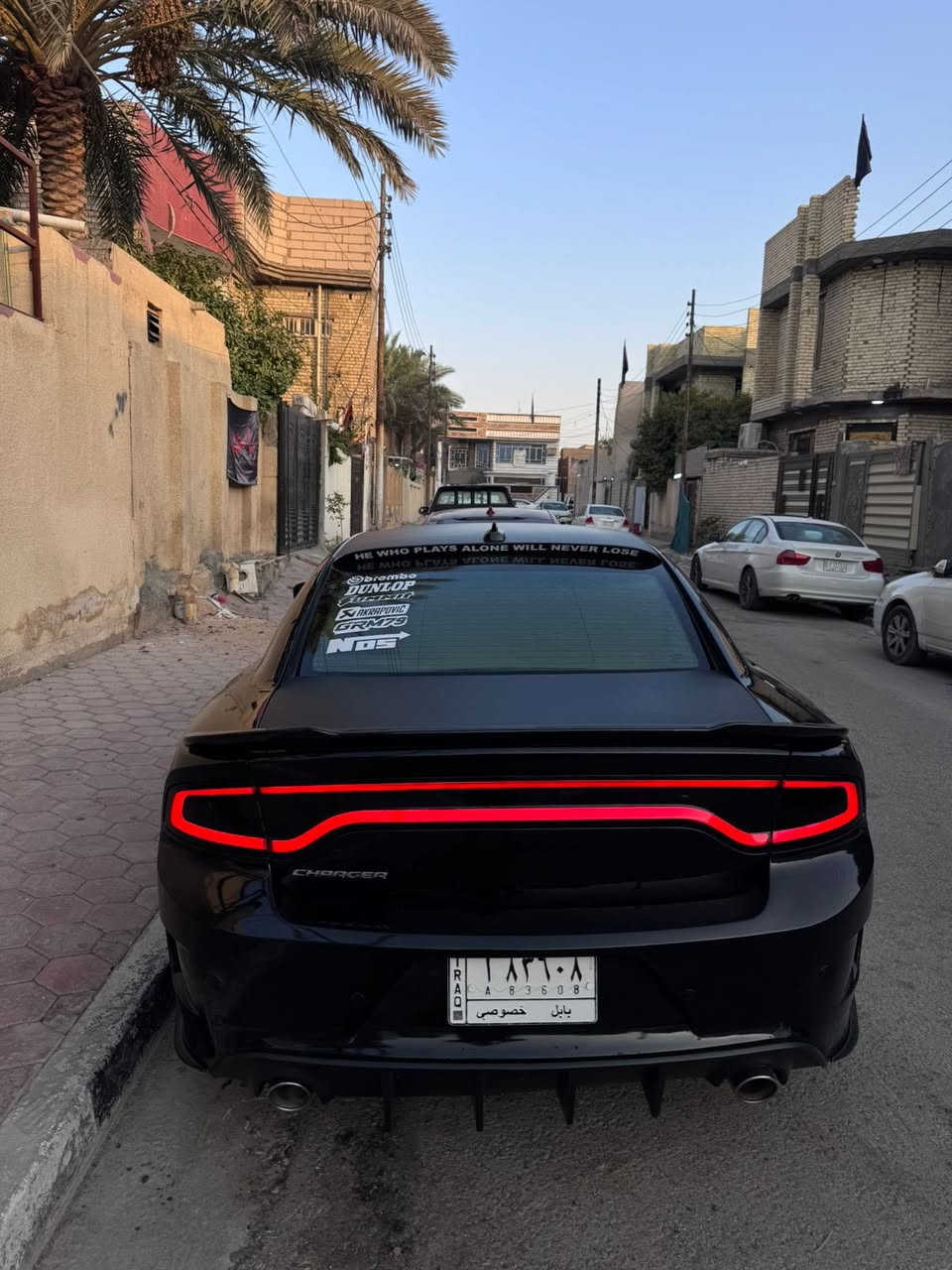 اقره كل التفاصيل و اتصل وبيك خير وتدلل 
جارجر 2016 محرك 3600 رقم بابل باسمي ماشيه 120 ميل بيه قطعتين صبغ بنيد وجاملغ جهة الصدر صور الحادث موجوده بلمنشور عليه هواي اضافات محدثه كت كامل srt بنيد ودعاميات دواخل كامله كاربون فايبر ودركه كاربون الياف حقيقي عليه كت كامل لحية وزعانف ودفيوزر وشفقه عليه ويل مقاس 20 اصلي وبعد هواي اضافات مذاكرهن مكان السياره كربلاء
السعر 175  
*********** واتساب
