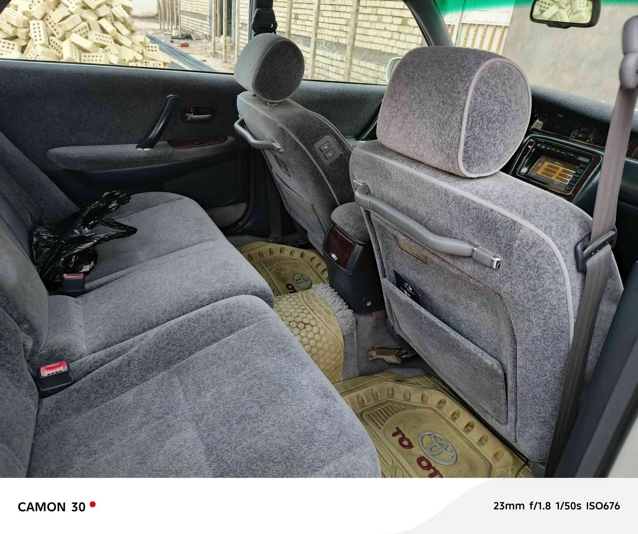 راس الثور موديل 2000
سيارة فول فتحه تحكم كرستال أصل
محرك فيشه وبطل كصه قماره فقط رقم كركوك غير مدفوع كمرك ولا مفحوصه سنويه بسمي رقم ألماني السعر 65 
ميعجبك السعر اندعيلنه بلخير واعبر المنشور رحمه الله والديكم العنوان النجف حي الأنصار رقم الهاتف ***********
