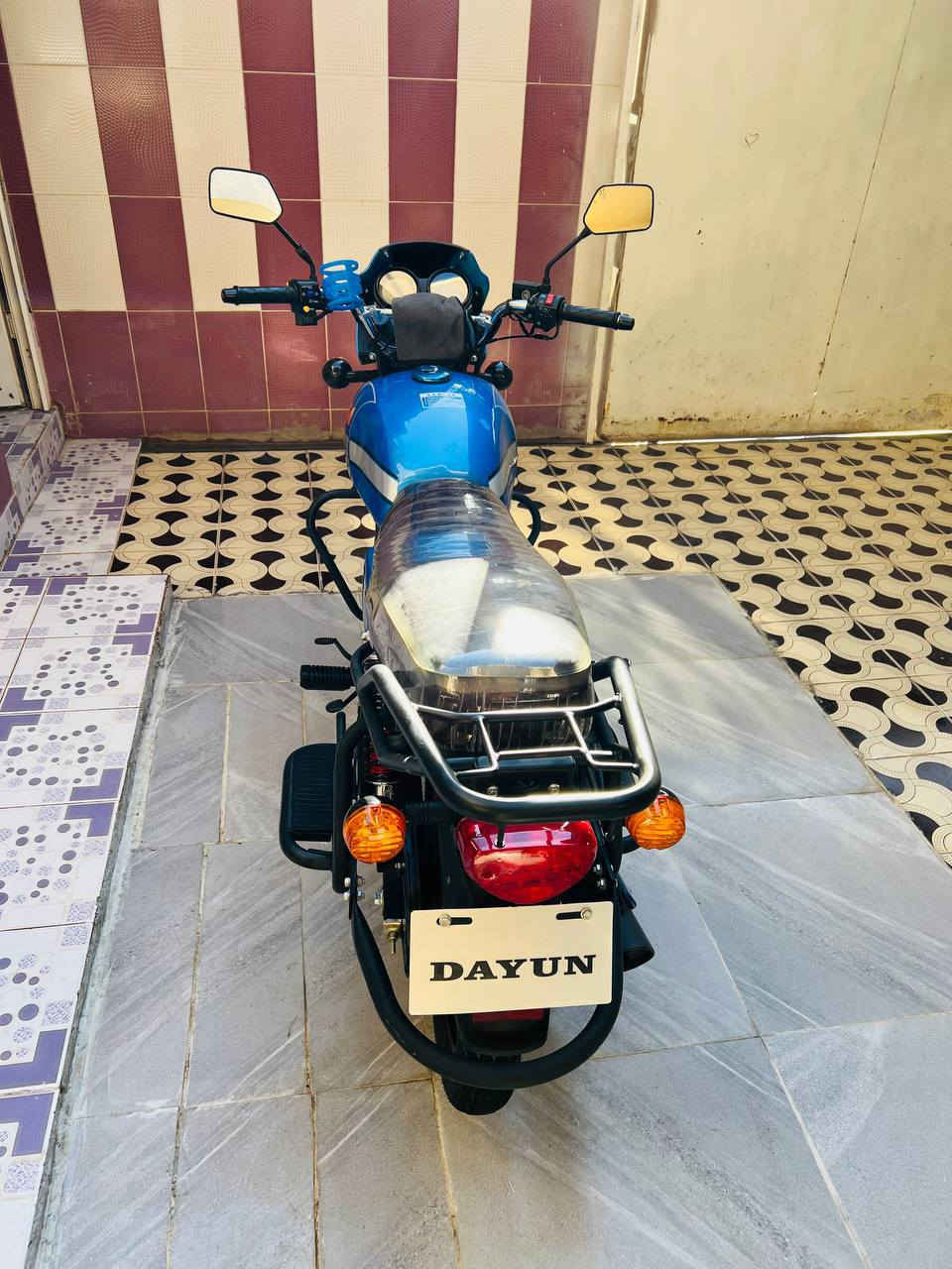 سلام عليكم دايوان للبيع مديل 25 جديد حيل مابي اي نقص مكان دراجه دلي عباس اوراق سحب محرك 200 سعر دراجه 1350 وبي مجال ***********
