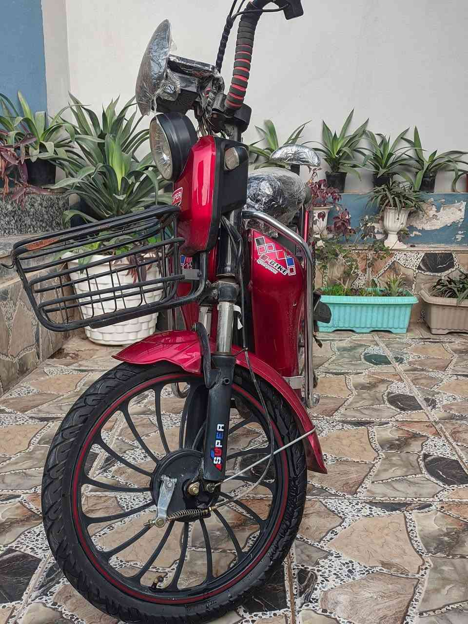 سلام عليكم
دراجه شحن 5 بطاريات 
4 نمر 
بلوتوث 
ملف 1000W
 البطاريات 60v 
400 الف وبي مجال 
مكاني موصل حي السماح


**إذا كنت صاحب هذا الإعلان وتريد حذفه لأي سبب، رجاءا أرسل رسالة إلى الدعم الفني**