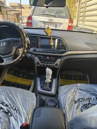 للبيع النترا 2017 بصمه فتحه شاشه كبيره رادارات  السياره فول مواصفات  و...