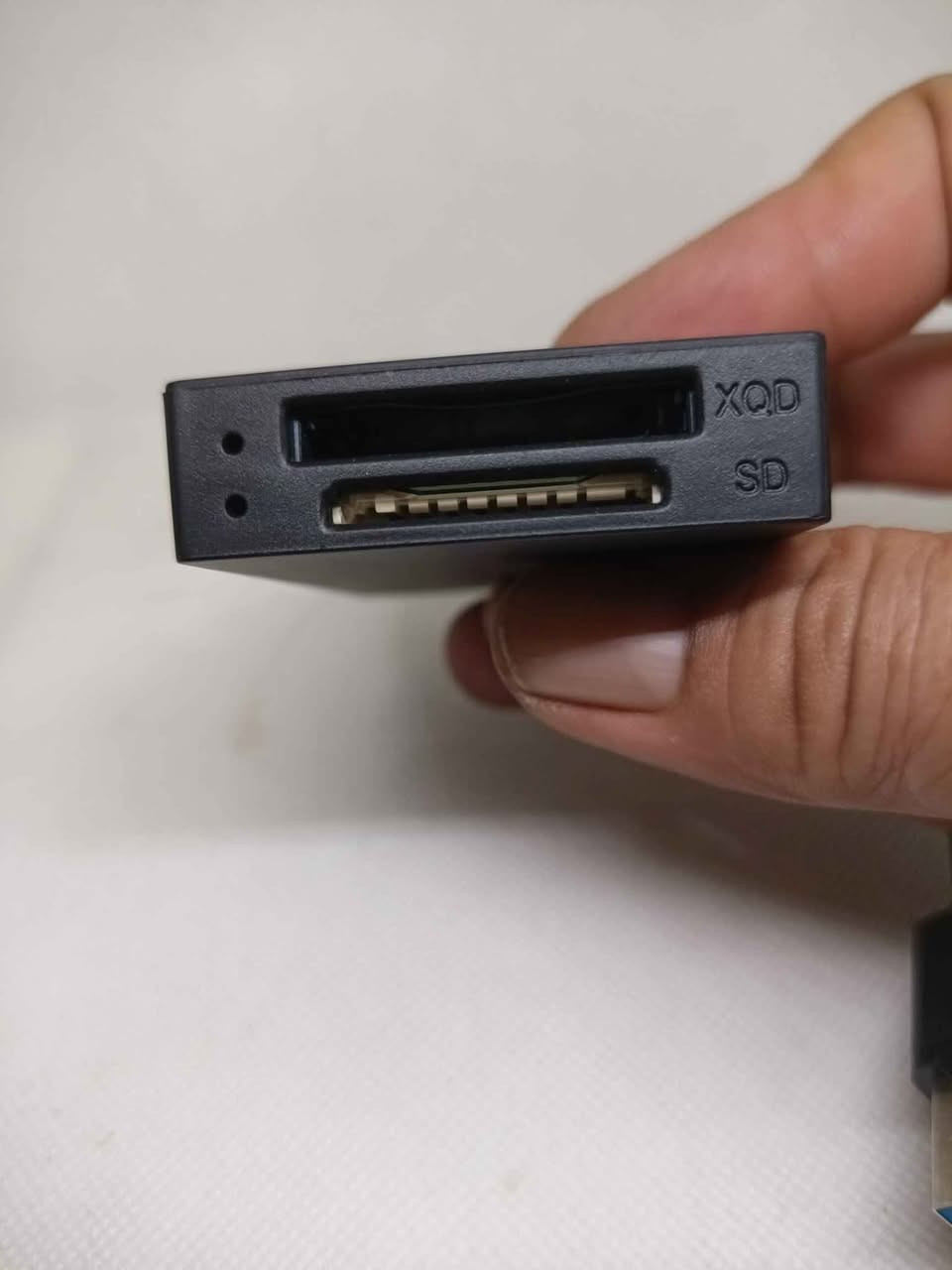 قارئ بطاقات USB 3.0 XQD/SD بفتحة مزدوجة 5 جيجابايت في الثانية، يدعم سلسلة سوني جي/ام، ليكسار 2933x/1400x USB مارك اكس كيو دي، بطاقة SD لنظام التشغيل ويندوز/ماك بوك بغداد, العراق


**إذا كنت صاحب هذا الإعلان وتريد حذفه لأي سبب، رجاءا أرسل رسالة إلى الدعم الفني**