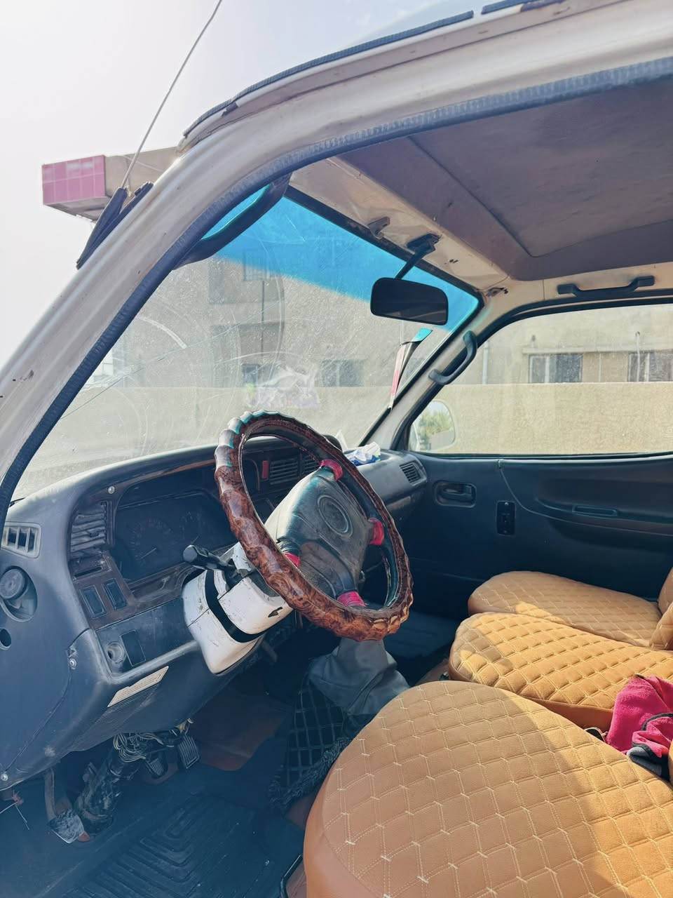 سياره باسمي تحويل ثاني يوم
رقم انكليزي بغداد
السياره كامله من كلشي كهربائيات كير محرك خير من الله 
السعر 45 وبيها مجال
مكاني بغداد ابو غريب ***********
